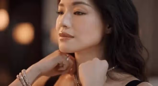 舒淇驚艷回歸成大贏家!悶聲干大事拿下新代言,最新廣告美過眾人