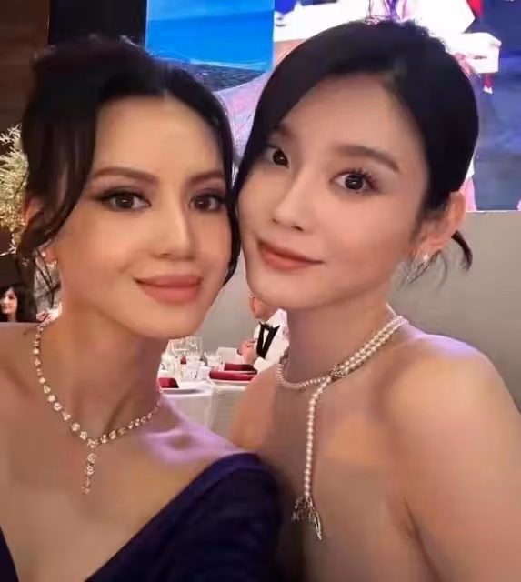 奚夢瑤最新亮相闢謠了！穿檸檬黃禮服超美出場，哪像懷孕的身材