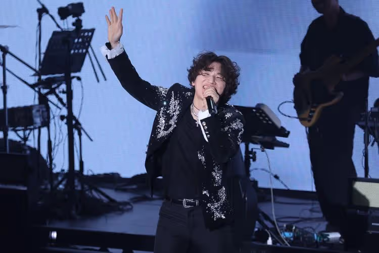 BIGBANG大聲睽違8年來台！嗑美食「肚子變小籠包」　全場嗨喊：閉嘴