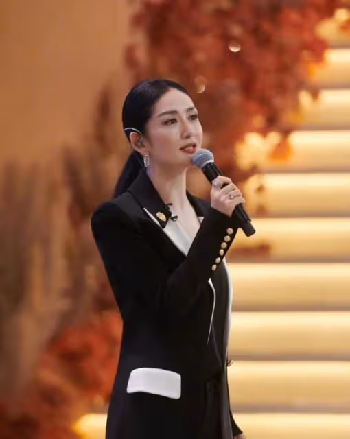 謝娜被爆《浪姐》初舞台十分驚艷!首秀第七,穿運動裝亮相美封神