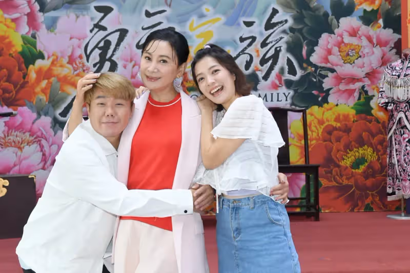 《星光》女星《勇氣家族》被罵慘　母親節帶媽做SPA展孝心