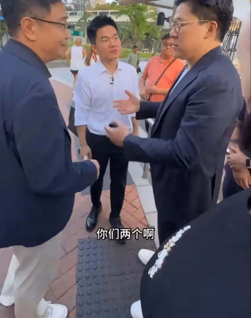 高端局來了!董宇輝與霍啟剛香港遊船!網友:我真的想感謝小孫!