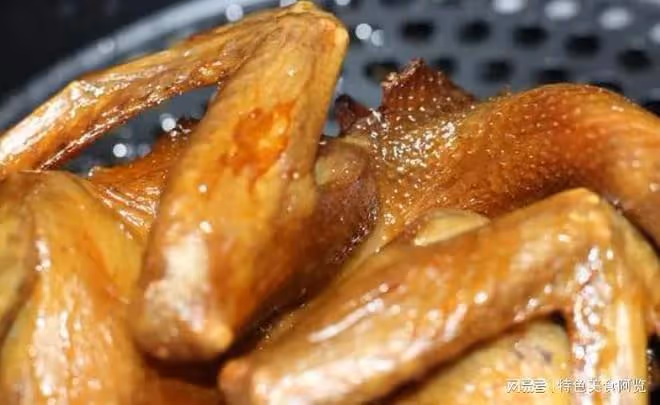 油炸乳鴿坦白局,這麼做皮酥肉嫩,保姆級攻略,滋補味美又下飯