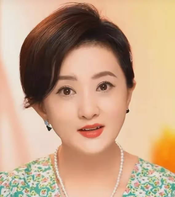 事實證明,如今43歲無人敢娶的金銘,已經活成了人生贏家
