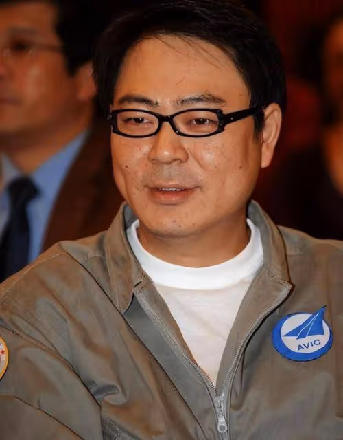 徐梓鈞舊照流出,被叫北電校花?整容很成功,仍與高亞麟雙雙沉默
