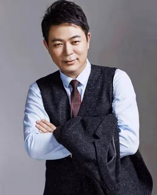 徐梓鈞舊照流出,被叫北電校花?整容很成功,仍與高亞麟雙雙沉默