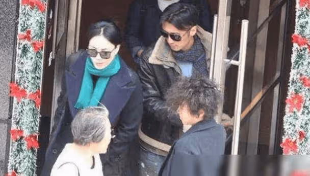 王菲為啥成為「下堂妻」?本以為張柏芝神顏是基因突變,直到看到他才真相大白