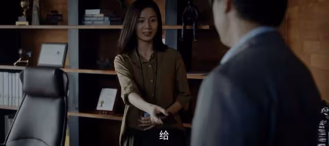 《新生》看了原著才知道，蘇倩是絕對的狠角色，出軌毀丈夫一輩子
