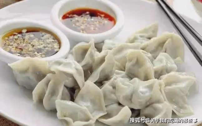 煮冰凍餃子,到底冷水下鍋還是熱水下鍋?做對了,出鍋和現包一樣