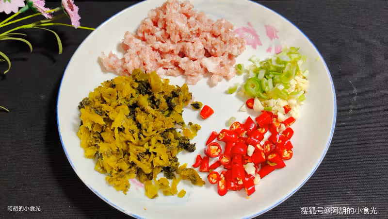鮮毛豆和它絕配,花小錢吃好味!隨手燉一鍋,吃出高鈣大營養、吃出滿口爆汁