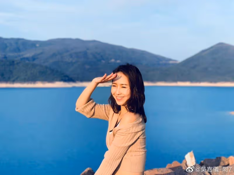 TVB配角吳嘉儀自曝遭同事無禮對待!被指賴死不走,婚後矛盾不斷