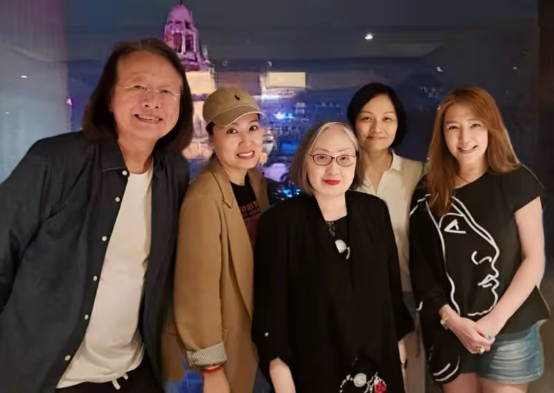 香港女星黃紀瑩近照曝光,息影多年狀態凍齡,被曝隱婚生子傳聞