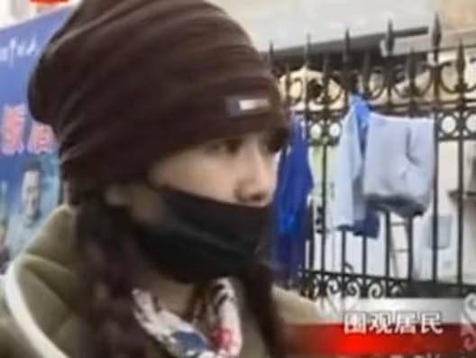 40歲大姐走路妖嬈,被人上去揪著頭髮一頓暴打,最後結局亮了