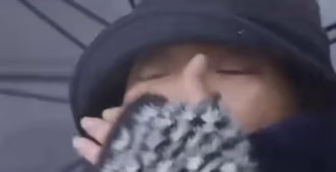 周迅淚光閃爍,是演技還是心靈的真實寫照?