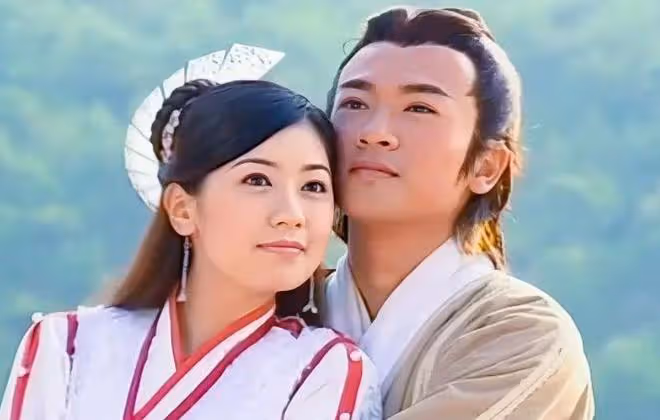 蘇有朋演唱會充滿回憶殺,《倚天》四美來了仨,容嬤嬤也來了