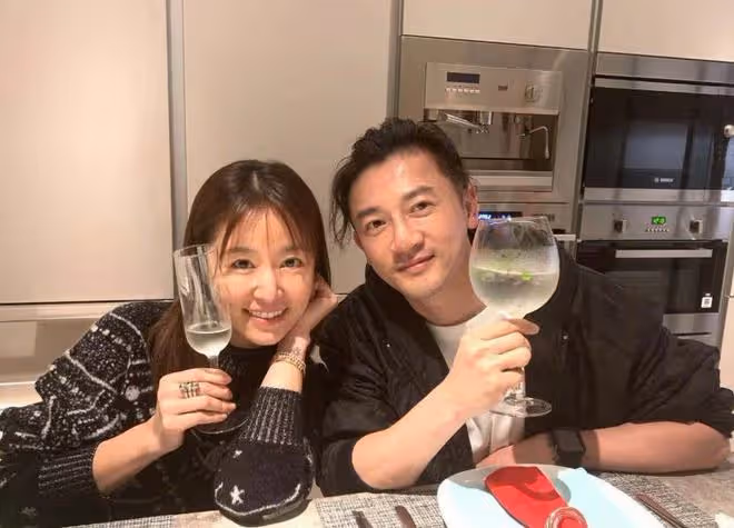 蘇有朋演唱會充滿回憶殺,《倚天》四美來了仨,容嬤嬤也來了