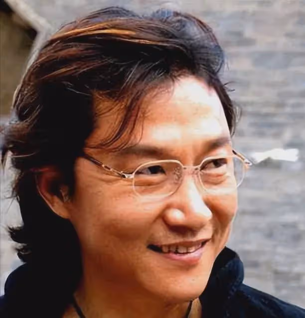 比孫紅雷還厲害,蔣雯麗曾暗戀他,娶洋老婆,混血女兒超漂亮