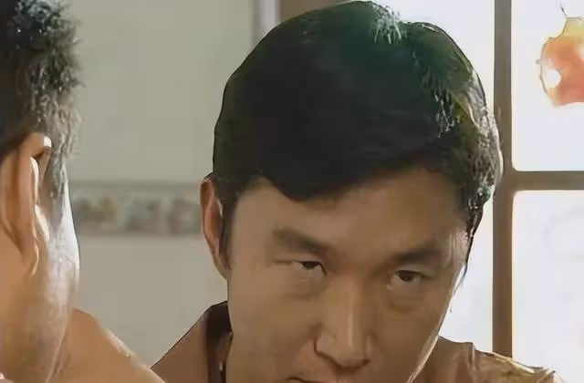 比孫紅雷還厲害,蔣雯麗曾暗戀他,娶洋老婆,混血女兒超漂亮