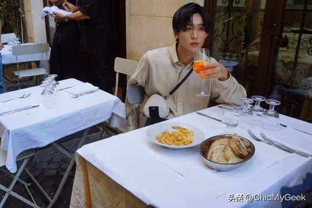 日娛又出國寶級美男,被視為木村拓哉接班人!