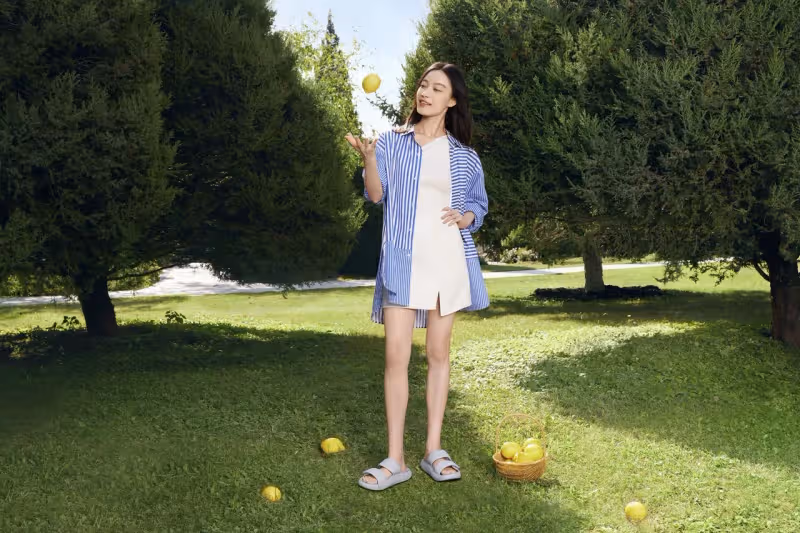 倪妮不僅高級臉吸睛～　曬零瑕疵美腿輕鬆詮釋夏季出遊造型