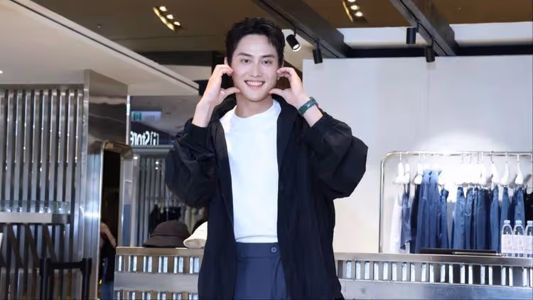 范少勳母親節也在賺錢養家　寵妻無極限禮物給老婆「隨便挑」