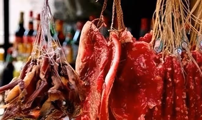 體內有癌,脖子先知?提醒:脖子出現2個異常,小心是癌症找上門