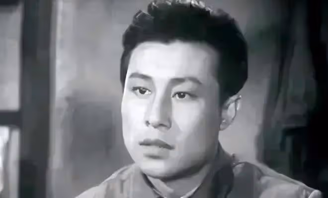 現在92歲的王心剛,又給演藝圈好好上了一課!