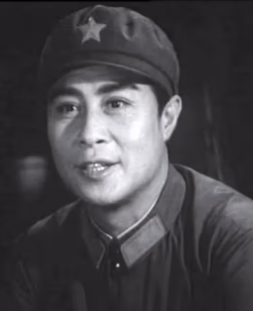 現在92歲的王心剛,又給演藝圈好好上了一課!