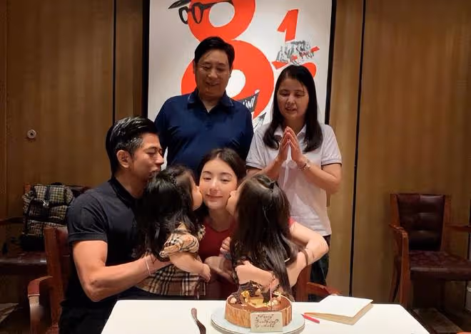 郭富城老婆慶祝母親節,與媽媽女兒幸福同框,祖孫三代全是高顏值