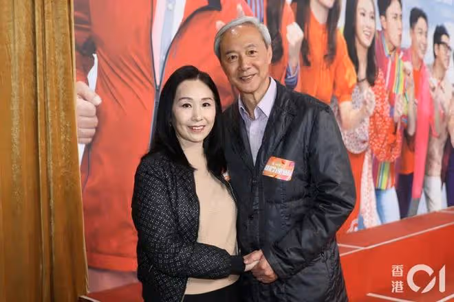 TVB老戲骨自爆被某演員惡意玩弄,曾做過的士司機,再婚收穫幸福生活