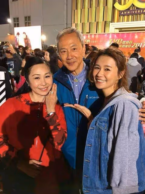 TVB老戲骨自爆被某演員惡意玩弄,曾做過的士司機,再婚收穫幸福生活