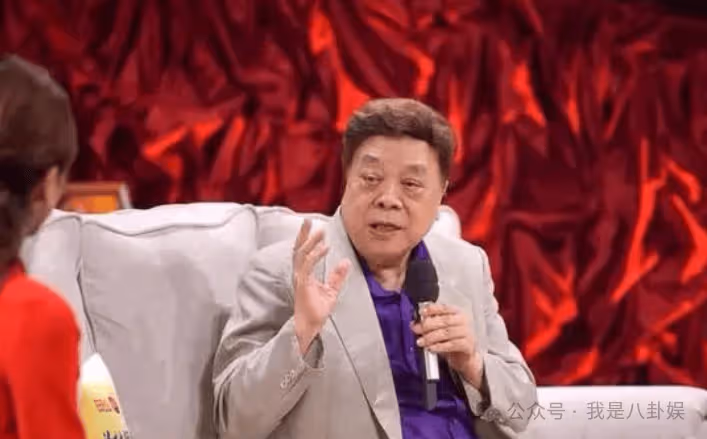 一生獻給央視，5億遺產卻沒給妻兒一分，這位「中國第一男主播」的驚人選擇！