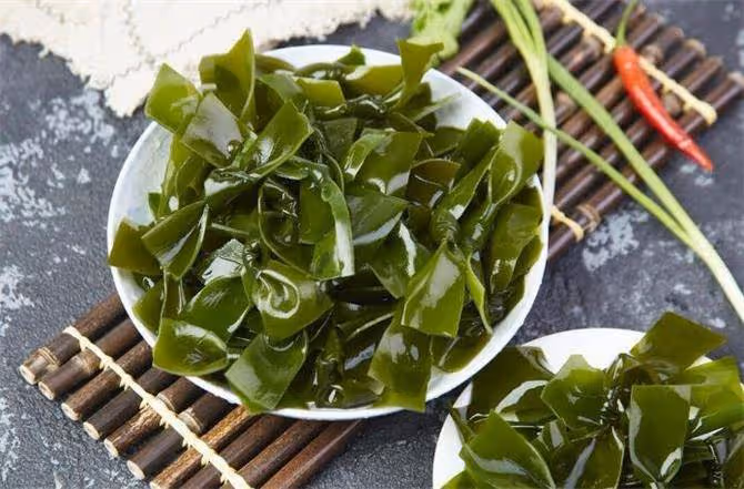 裙帶菜和海帶,到底誰才是「海藻之王」?哪個營養價值高?