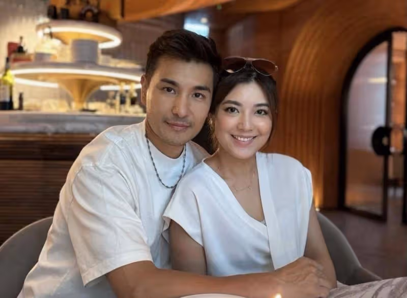 視帝陳展鵬妻子三代同堂慶祝母親節,再被指有孕,女兒意外搶鏡