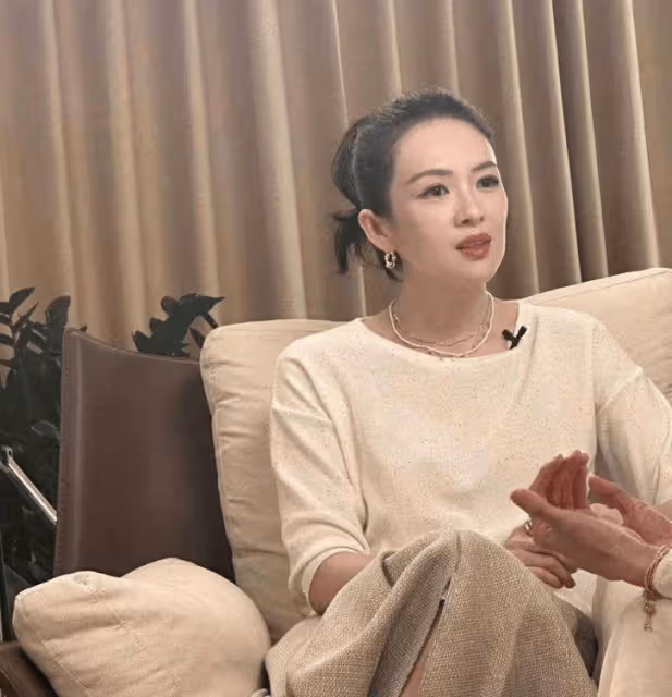 章子怡闢謠和李天一戀情,我依然單身,圖片是哪個大神拼湊的?