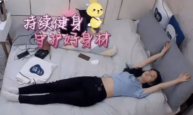 36歲趙麗穎曬出「家居生活」:一人獨居,無拘無束,治癒了很多人