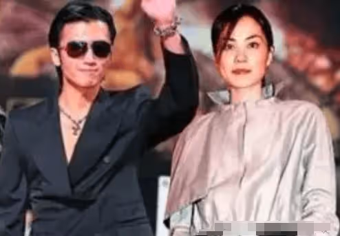 禍不單行!張柏芝3胎之謎另有隱情,對謝霆鋒太不公平,王菲哭了