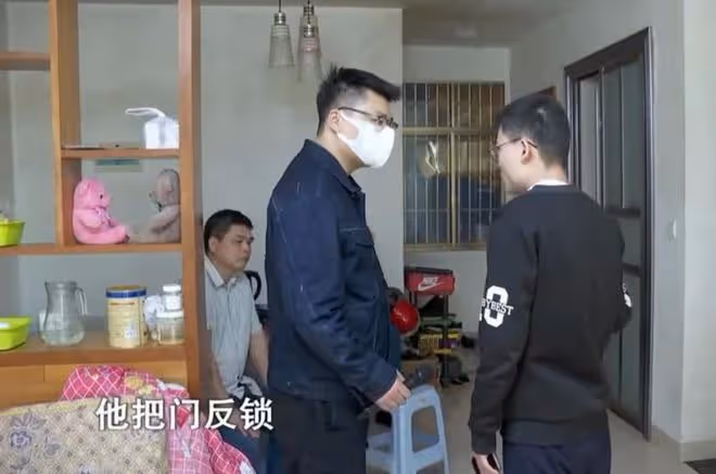 丈夫經常家暴妻子,高壓鍋都打變形,一場車禍殘疾後跪求妻子原諒