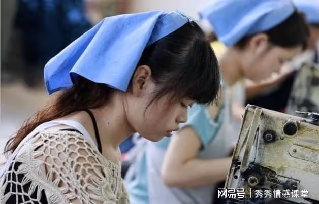 大嫂那年賣金鐲子供我讀書,得知侄子考上大學,我去了大嫂家裡
