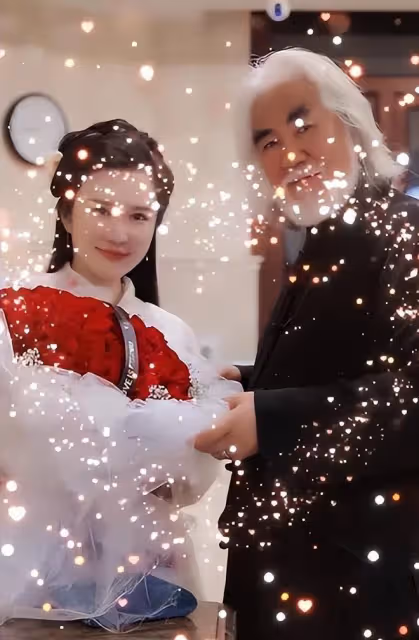71歲張紀中首度曝光離婚協議!忙與前妻撇清關係,同框嬌妻像父女