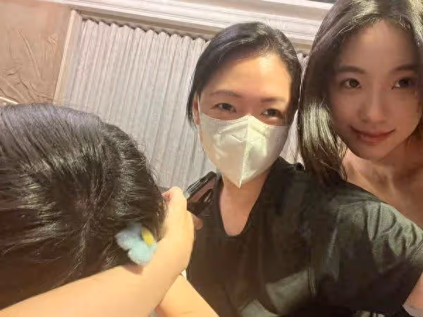 小S失控哭了!二女兒下廚「突送感人驚喜」 她秒噴淚:我此生足矣