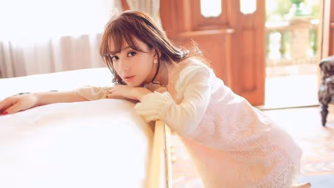 方媛曬母親節溫馨瞬間,家庭和諧美滿,母女同框顯貴氣
