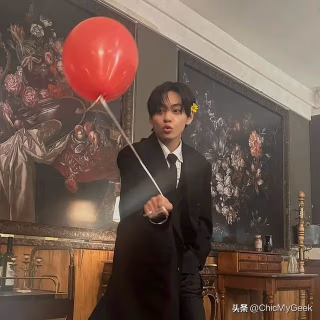 傻萌臉，身材卻是男菩薩！