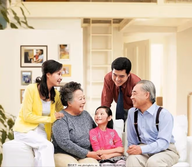婆婆重病需50萬,小叔子要嫂子賣房治病,嫂子回應:要賣賣你的