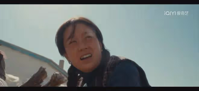 扮丑、撒潑、不內耗，會挑戲的馬伊琍在新劇里的姐弟戀贏麻了