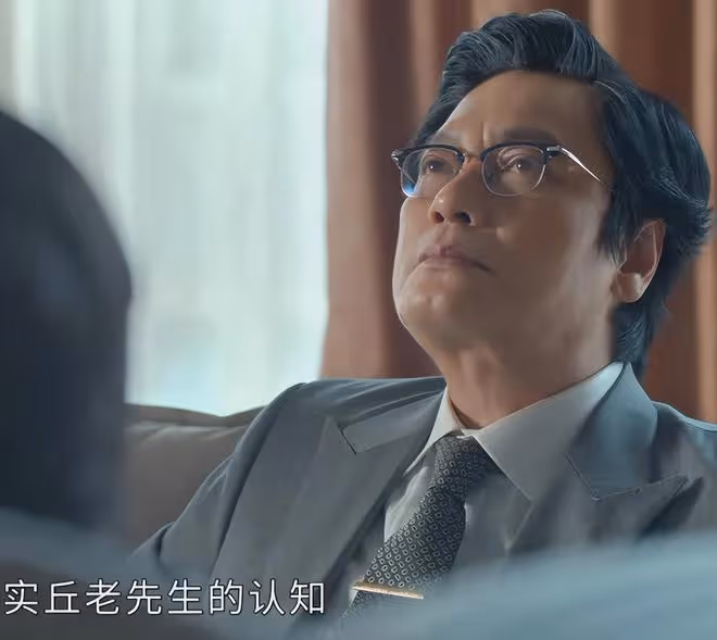 《家族榮耀之繼承者》首播，連看2集後，我要說：佘詩曼押對了寶