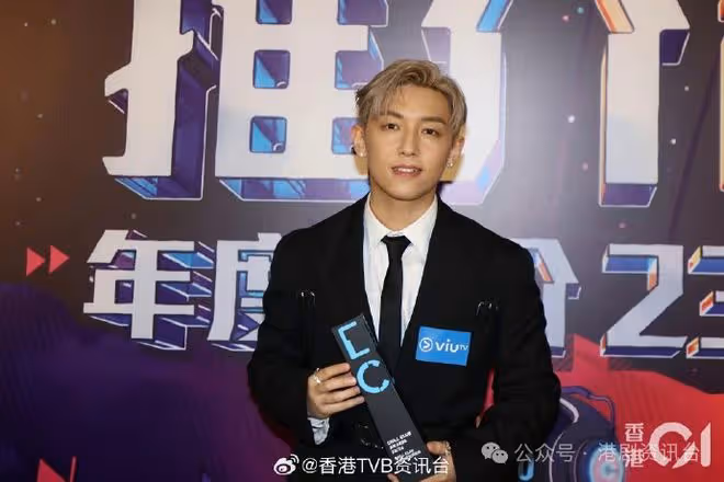 王嘉爾盼35歲前成家立室!MC與姜濤同台忘記縮肚