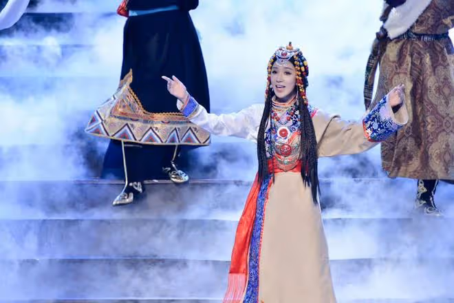婁藝瀟自薦《歌手2024》,稱中國音樂劇演員可以申請出戰嗎?