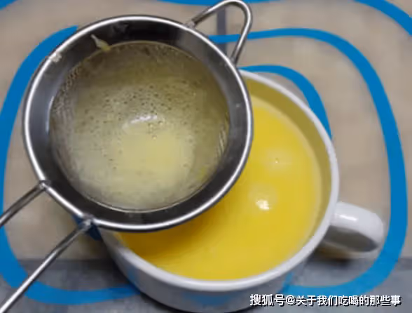 蒸雞蛋羹加冷水還是溫水?蒸幾分鐘?照著做,滑嫩如豆腐腦