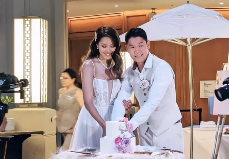恭喜！香港女星周美欣曬照宣布懷孕，如願嫁入豪門做闊太太